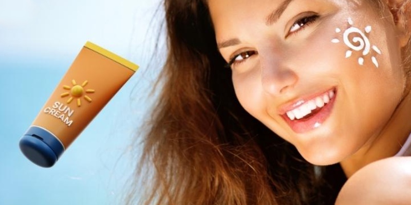 چگونه کرم ضد آفتاب بزنیم