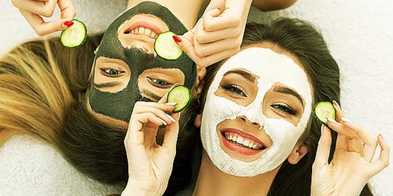 خواص ماسک صورت: تاثیر و کاربرد آن طبق عملکرد برای انواع پوست